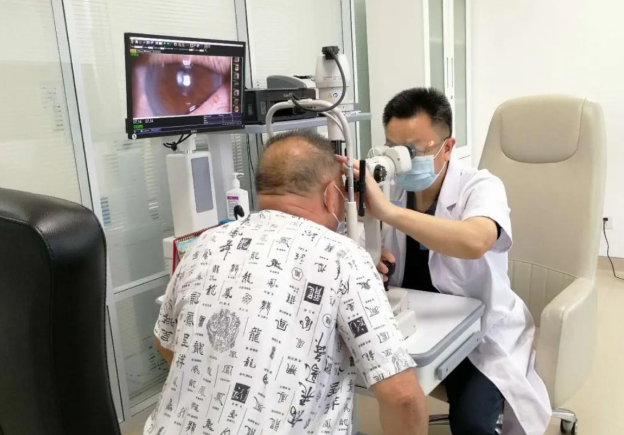 白內障張廣斌